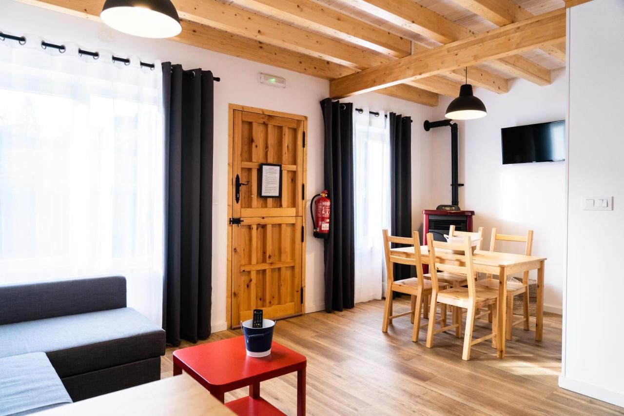 Apartamentos Las Secuoyas La Hayuela 外观 照片